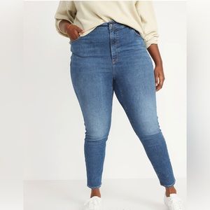 FitsYou 3-Sizes-in-1 Extra High-Waisted Rockstar Super-Skinny Jeans for Women